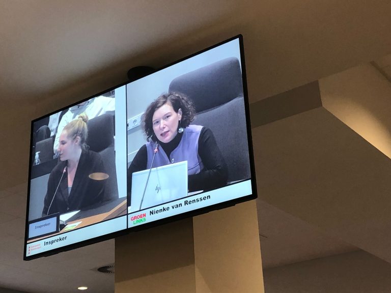 dNM-lid Lauri Doet Urgente Oproep in de Stopera